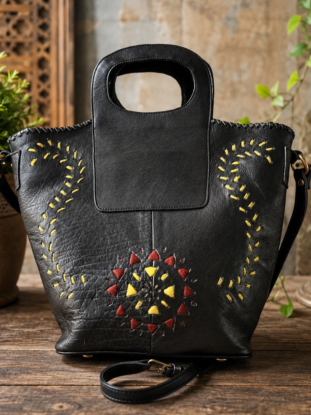 Kobler Leather Women's Amarillo Basket Bag Black Bucket